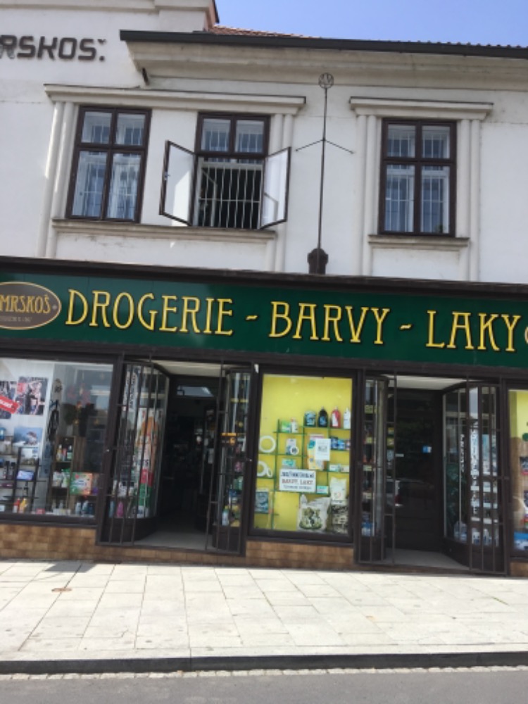 Drogerie, barvy, laky; R. Mrskoš